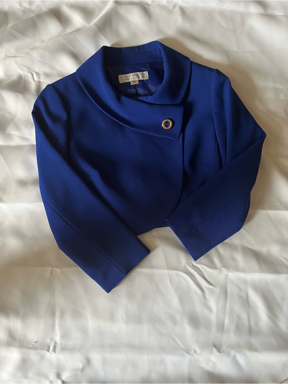 Tahari Crop Jacket Size 6 - Picture 5 of 7